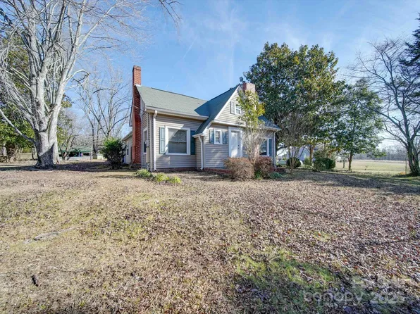10525 State Highway 73 Hwy E, Mount Pleasant, NC 28124