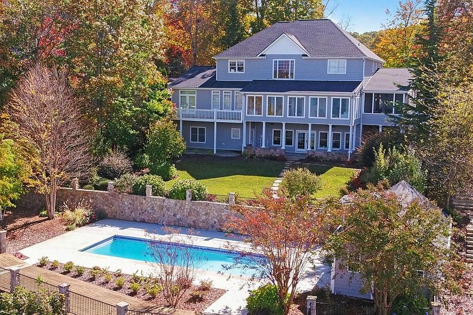 1st image of 1951 Island View Dr