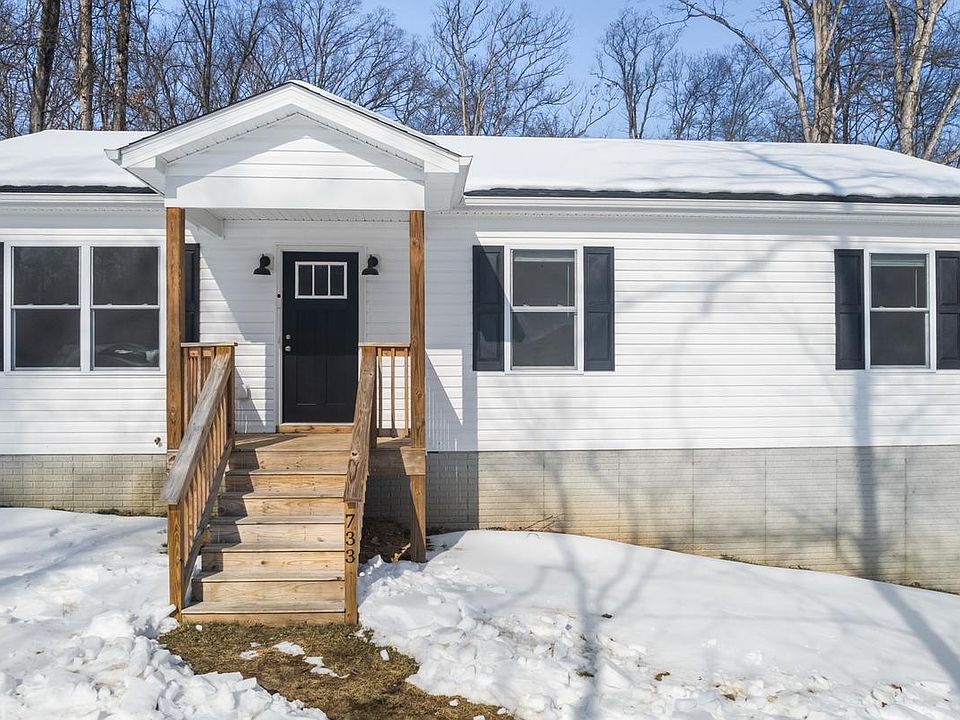 1st image of 733 Red Bird Ln