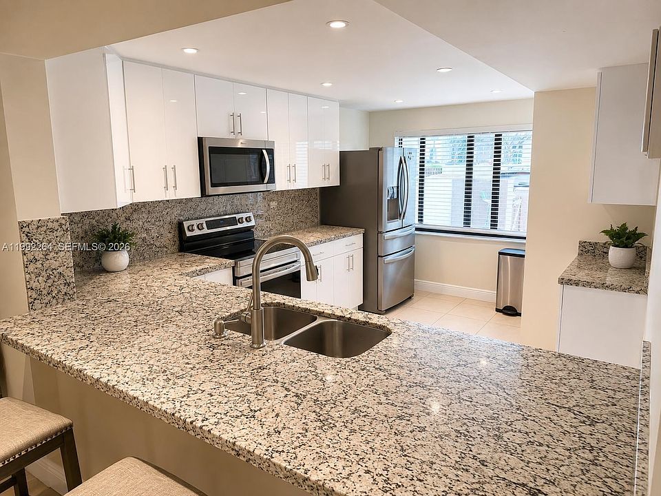 1st image of 10060 NW 41st St #55-5