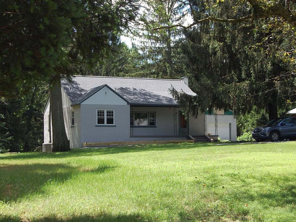 large yard with room for a garden in the rear