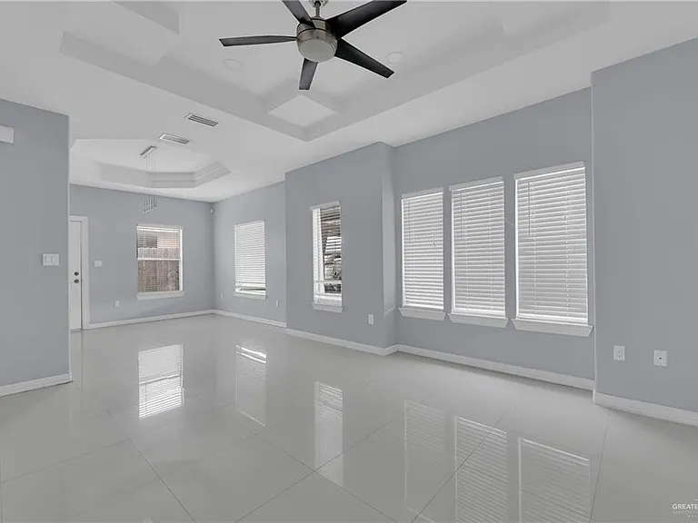2706 Larkspur Ave #1 — Photo 2