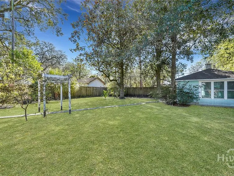 2337 Shirley Dr — Photo 39