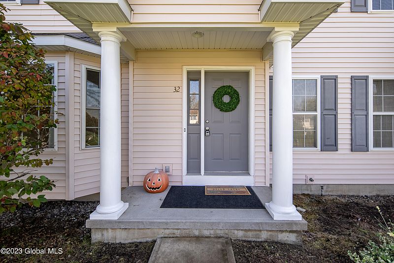2nd image of 32 Mallard Drive