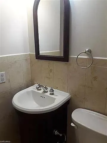 16750 NE 10th Ave #3 — Photo 9