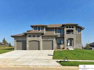 11460 Schirra St, Papillion, NE 68046