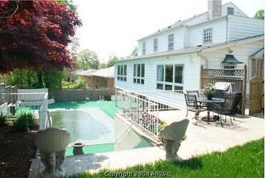 swimming pool and garden