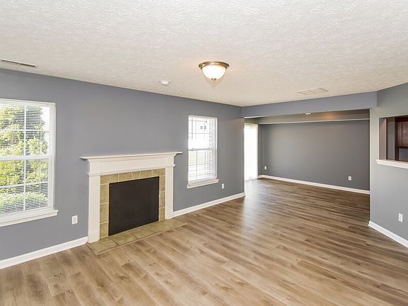 5th image of 2322 Salem Park Dr