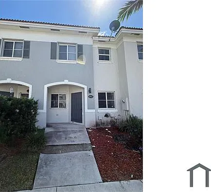1512 SE 31st Ct — Photo 2