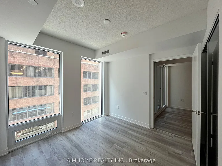 121 Saint Patrick St #B410 — Photo 9