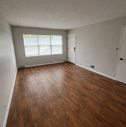 4th image of 3450 S 82nd St #2