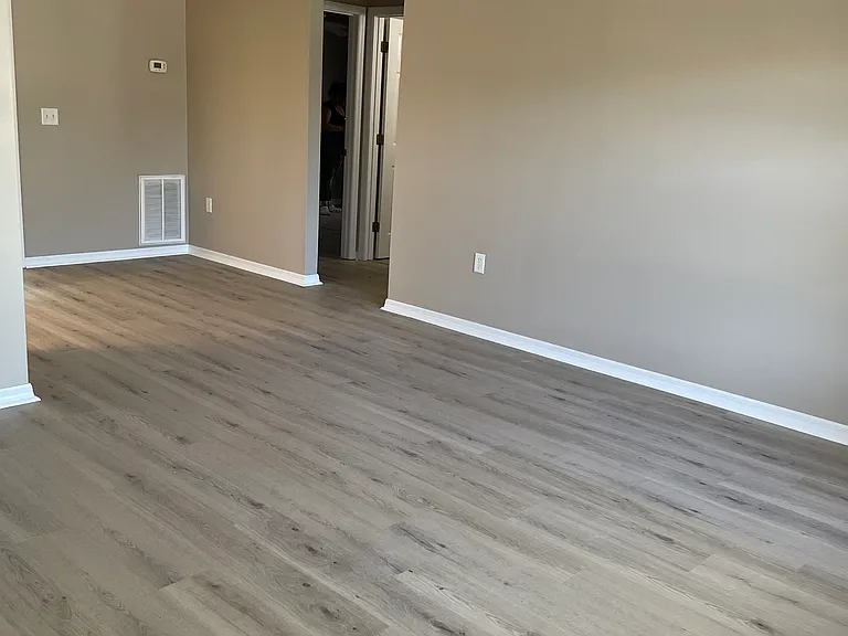 10331 Kidron Ave #B — Photo 3