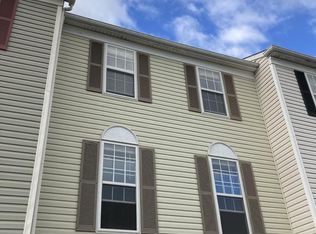 8 Carper St, Bear, DE 19701