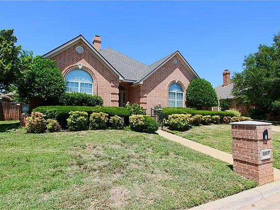 2nd image of 6711 Glen Dale Dr