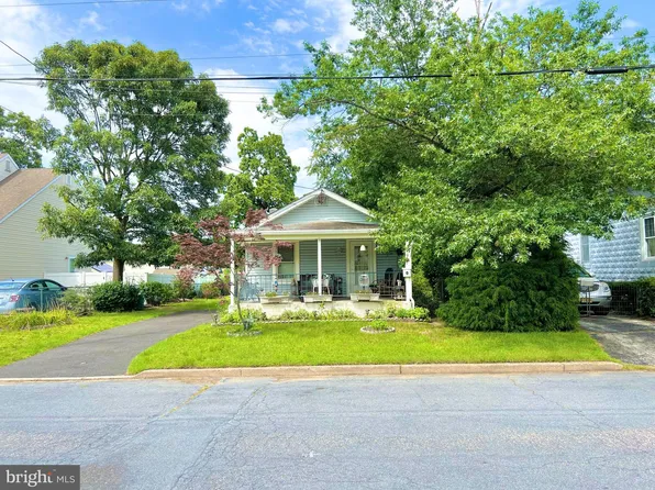 1097 Brewer Ave, West Deptford, NJ 08093