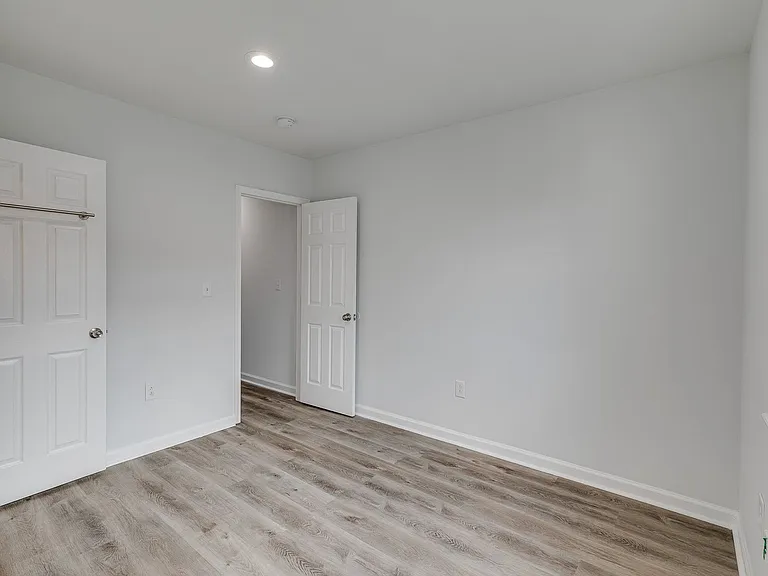 Brand New Luxury Temple Apartments — Photo 41