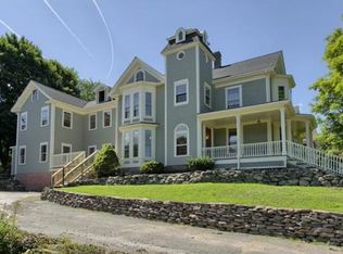 10 Moulton St, Georgetown, MA 01833