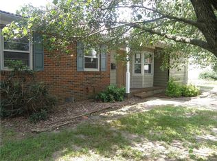 710 W Ivy Dr, Seaford, DE 19973