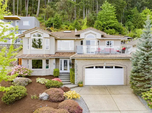 3893 Gulfview Dr, Nanaimo, BC V9T 6E2