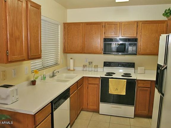 5th image of 1509 E Westchester Dr