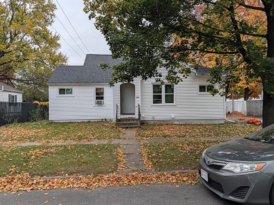 1st image of 1714 8th St E