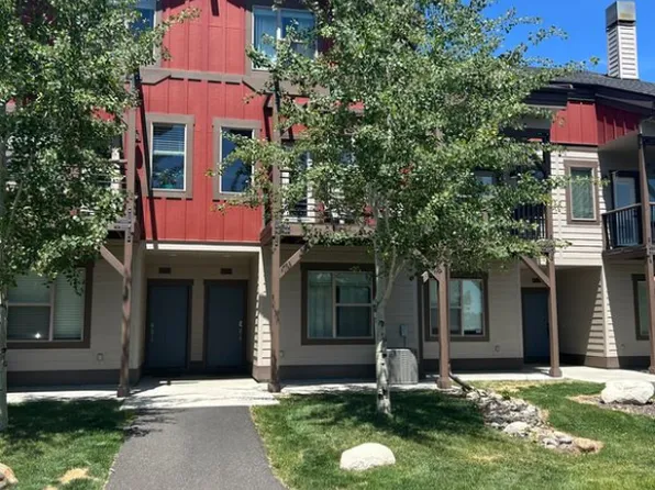 104 Broken Pine Ln, McCall, ID 83638