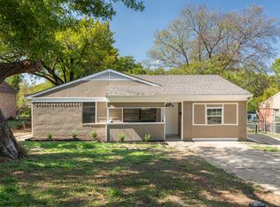 5621 Bluffman Dr, Dallas, TX 75241