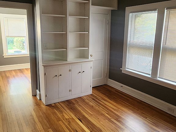 5th image of 16716 Clifton Blvd APT 1