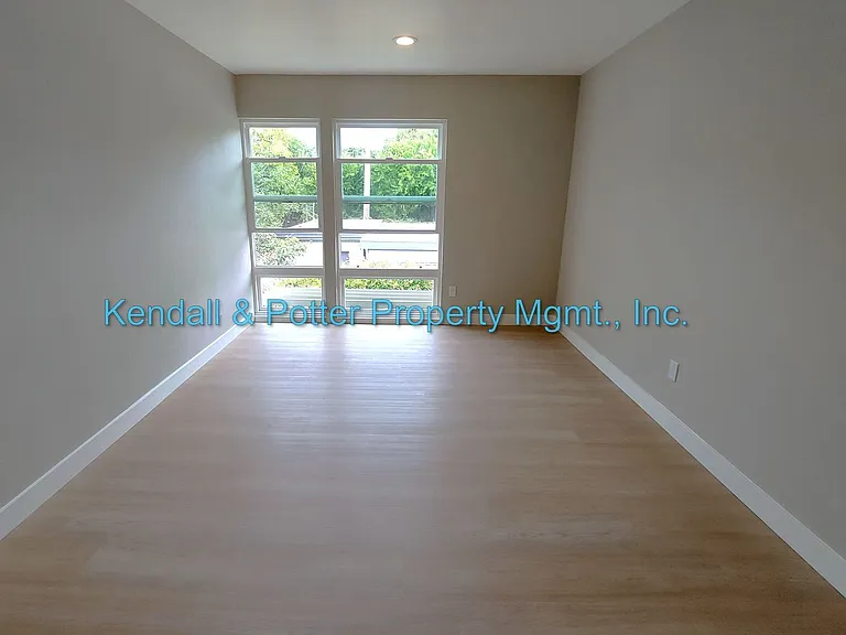 56-98 Seacliff Dr — Photo 18