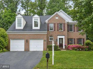 46373 Esterbrook Cir, Sterling, VA 20165