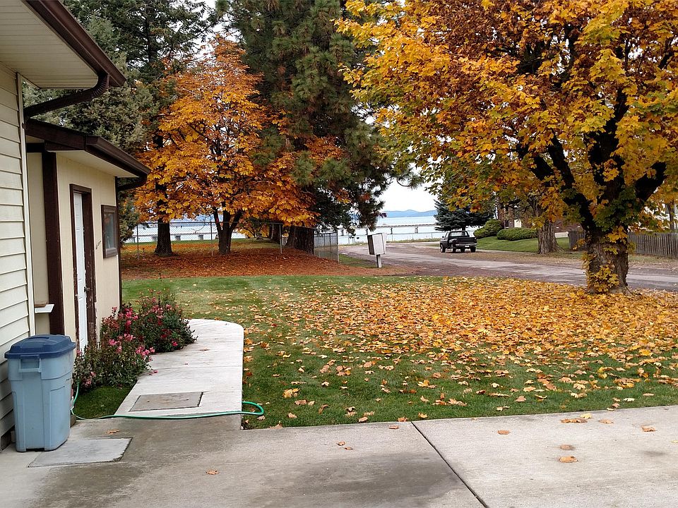 1st image of 402 6th Ave W