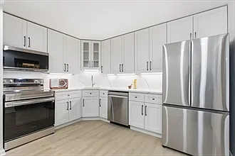131 Coolidge Ave #122R
