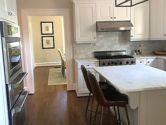 5th image of 410 N Taylor Ave