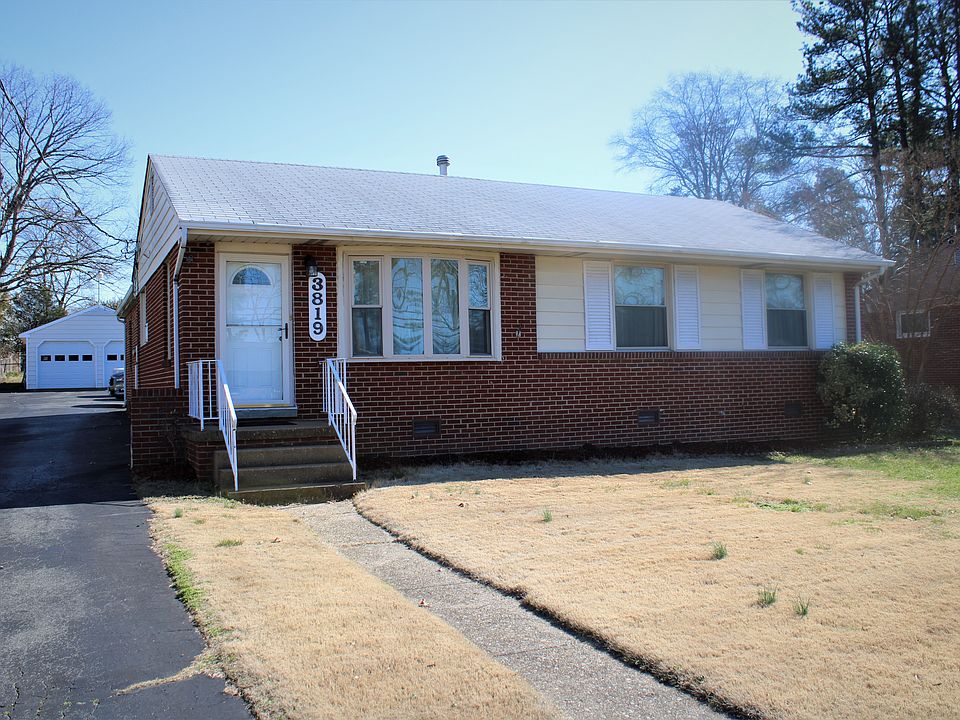 1st image of 3819 W End Dr