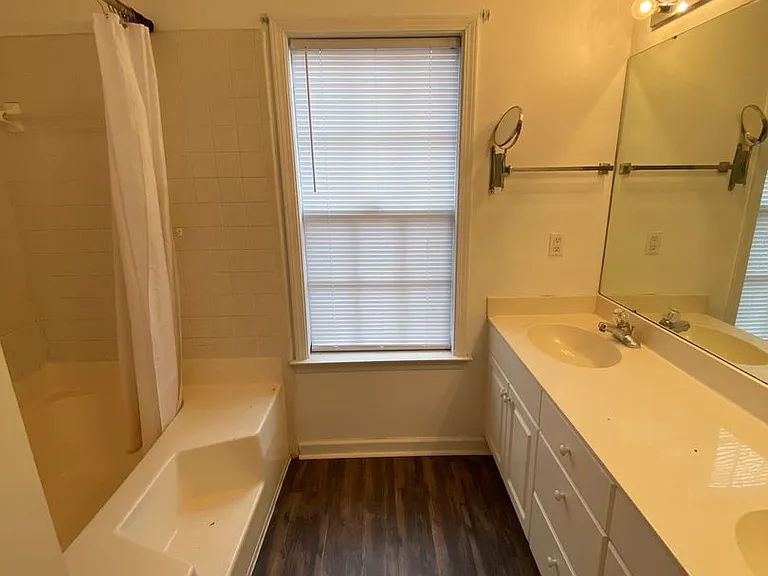 7936 Copperfield Dr — Photo 12