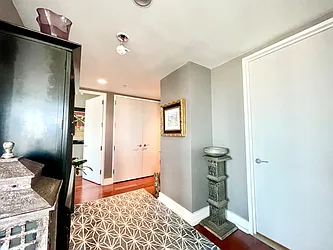 Rented by Addison Property Group