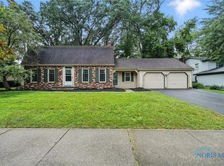 4655 Vicksburg Dr, Sylvania, OH
