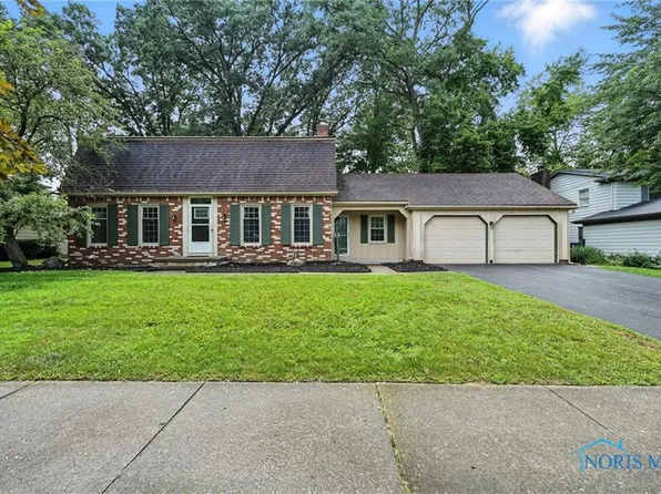 4655 Vicksburg Dr, Sylvania, OH 43560