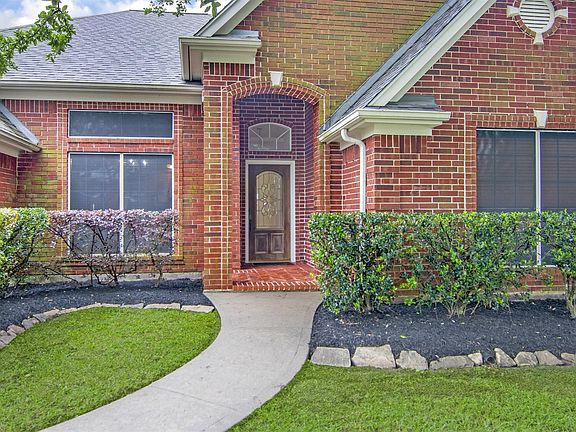 3rd image of 1709 Big Bend Ln