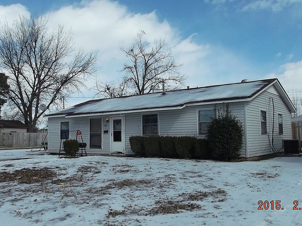 2nd image of 398 Summit St