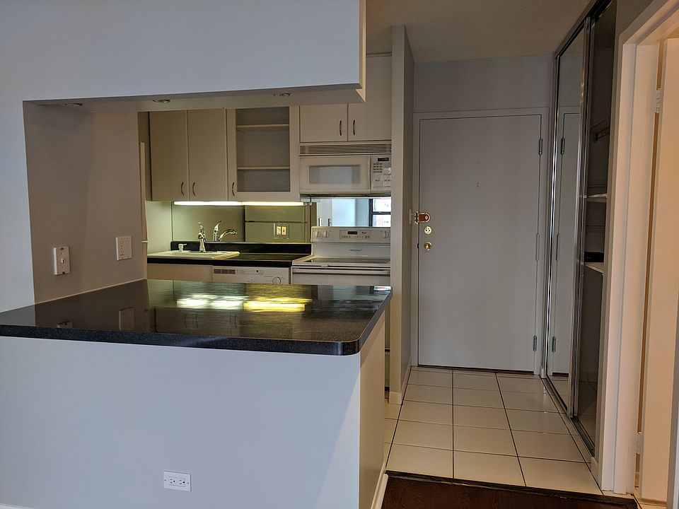 Open Kitchen