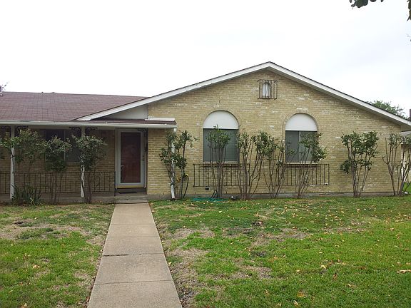 5th image of 1133 Shadyglen Cir