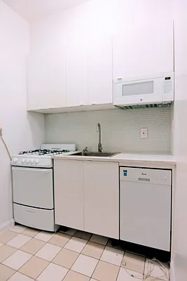 Rented by GPA Realty | media 26