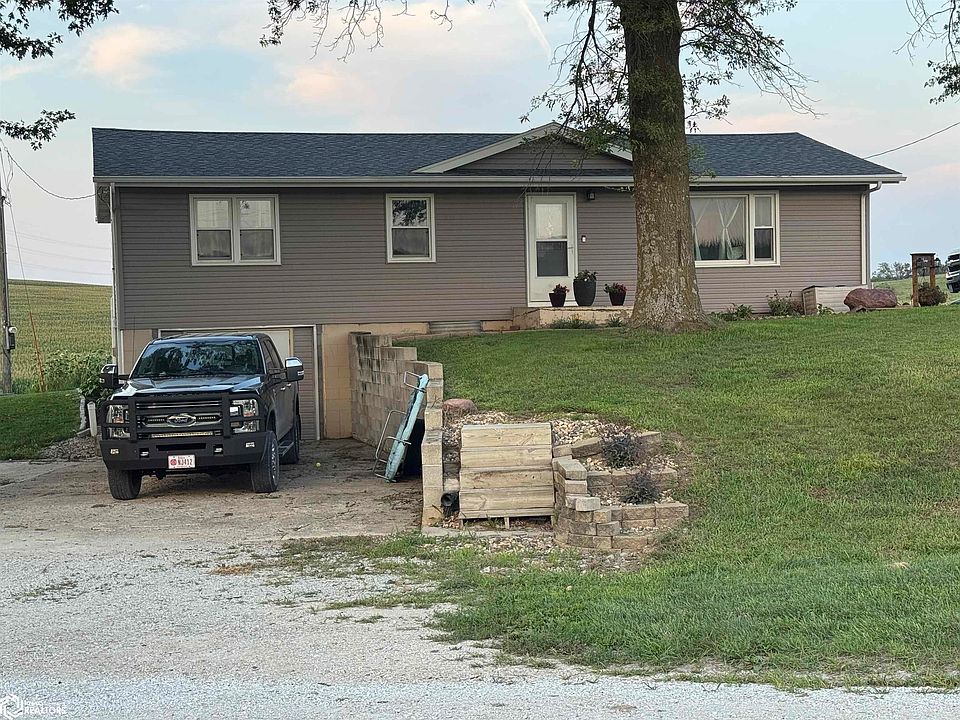 1st image of 69020 Dallas Rd