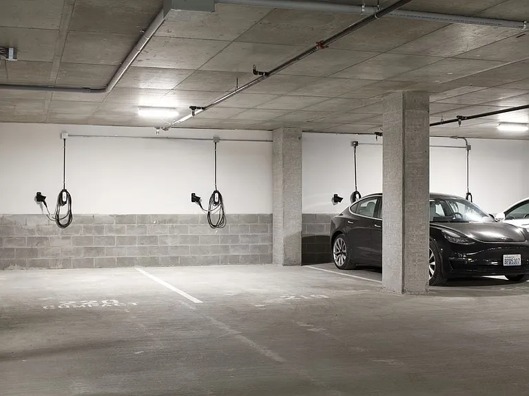 Parking garage