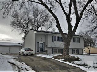 403 N Elm St, Toledo, IA 52342