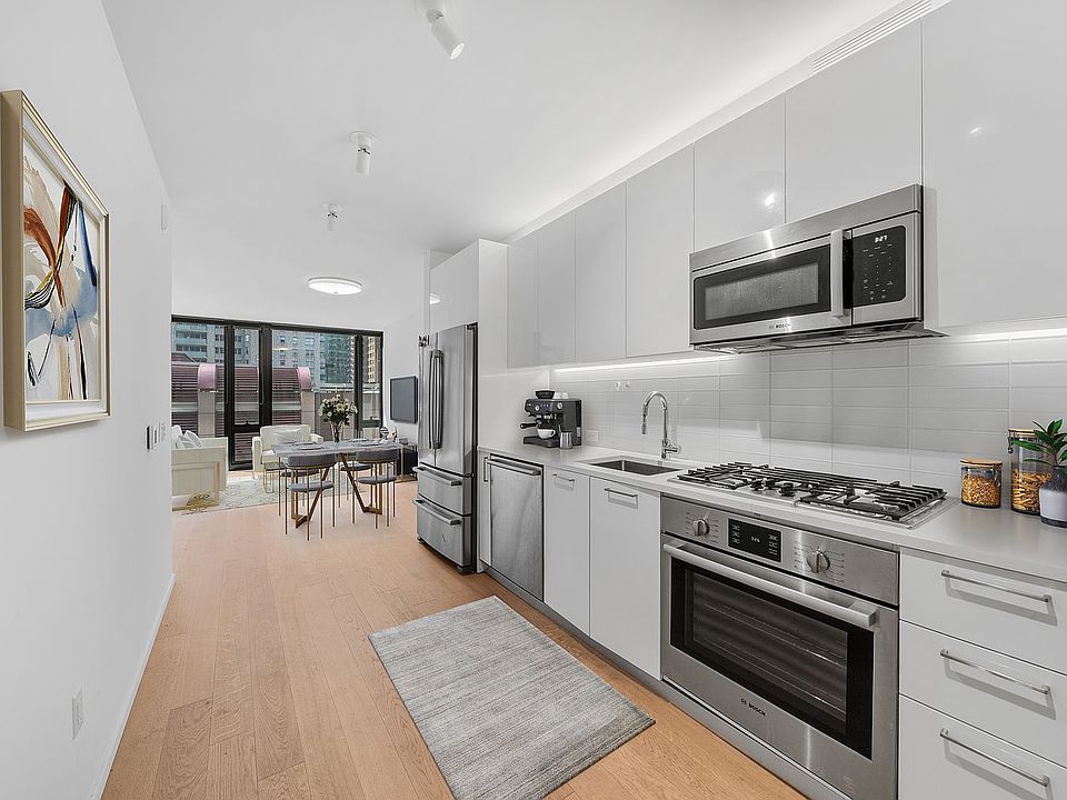 1st image of 685 1st Ave APT 6D