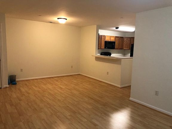2nd image of 404 Egret Lndg APT 104