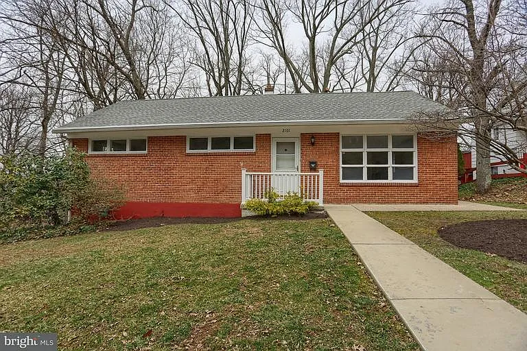 2101 Highland Ave photo 1