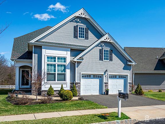 2nd image of 27 Potter Rd